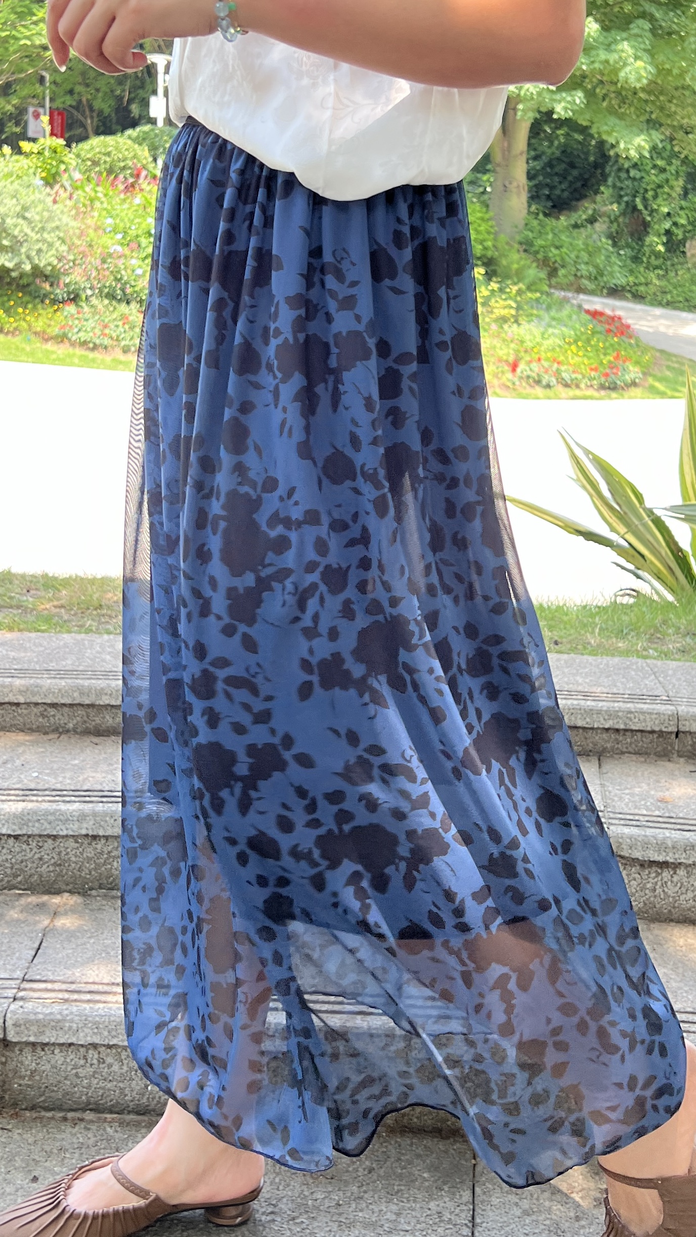 2.休闲时尚印花户外半身裙