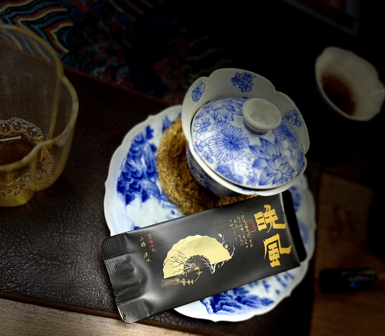 吴三地老枞水仙.晚风 枞香入骨.滋味厚重深邃 中火 老茶客心头爱