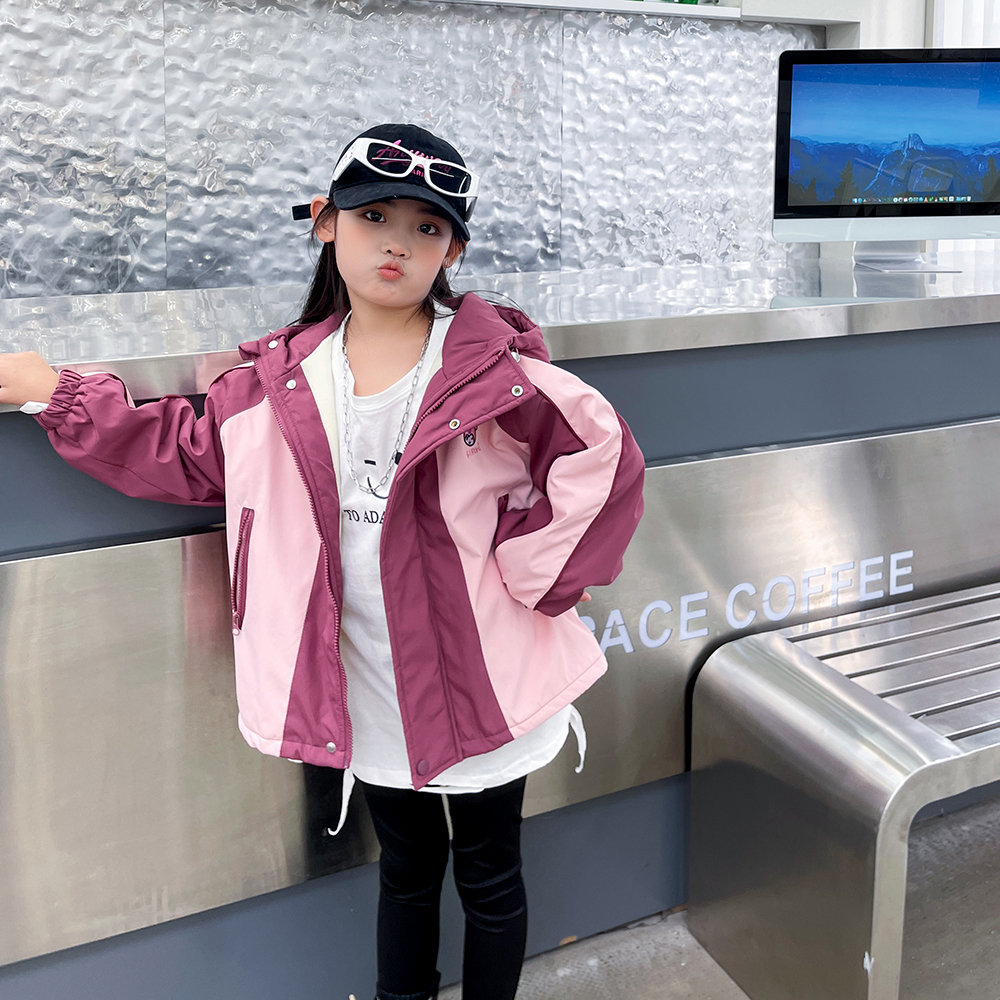 女童外套秋冬季2023新款加绒加厚风衣连帽夹克棉衣中大童保暖上衣