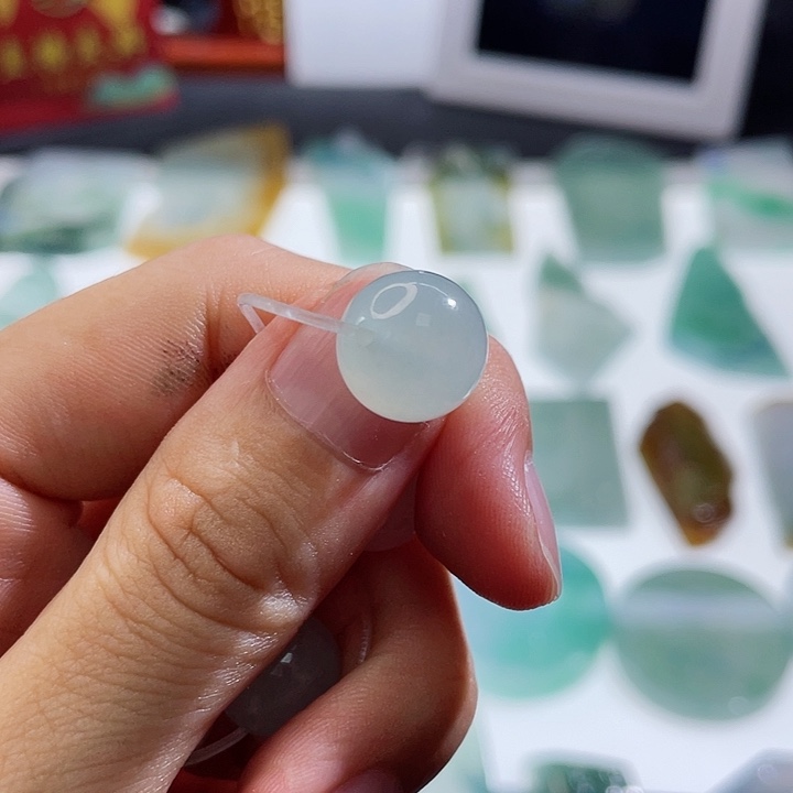 定制翡翠未镶嵌翡翠定制