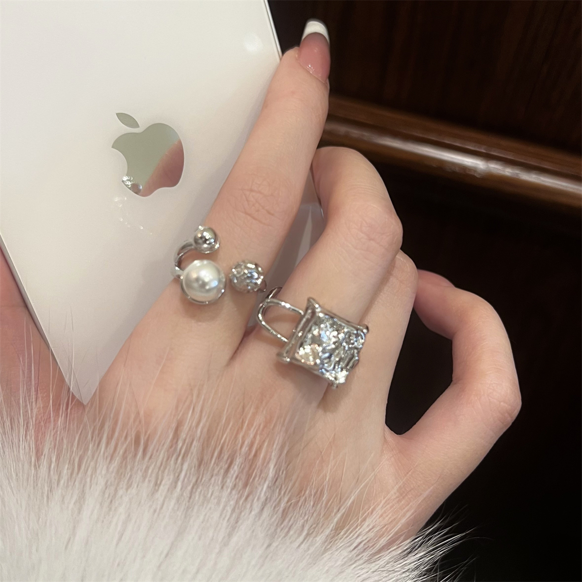 合金戒指 宝石戒指女轻奢小众设计高级感气质时尚个性夸张百搭ins