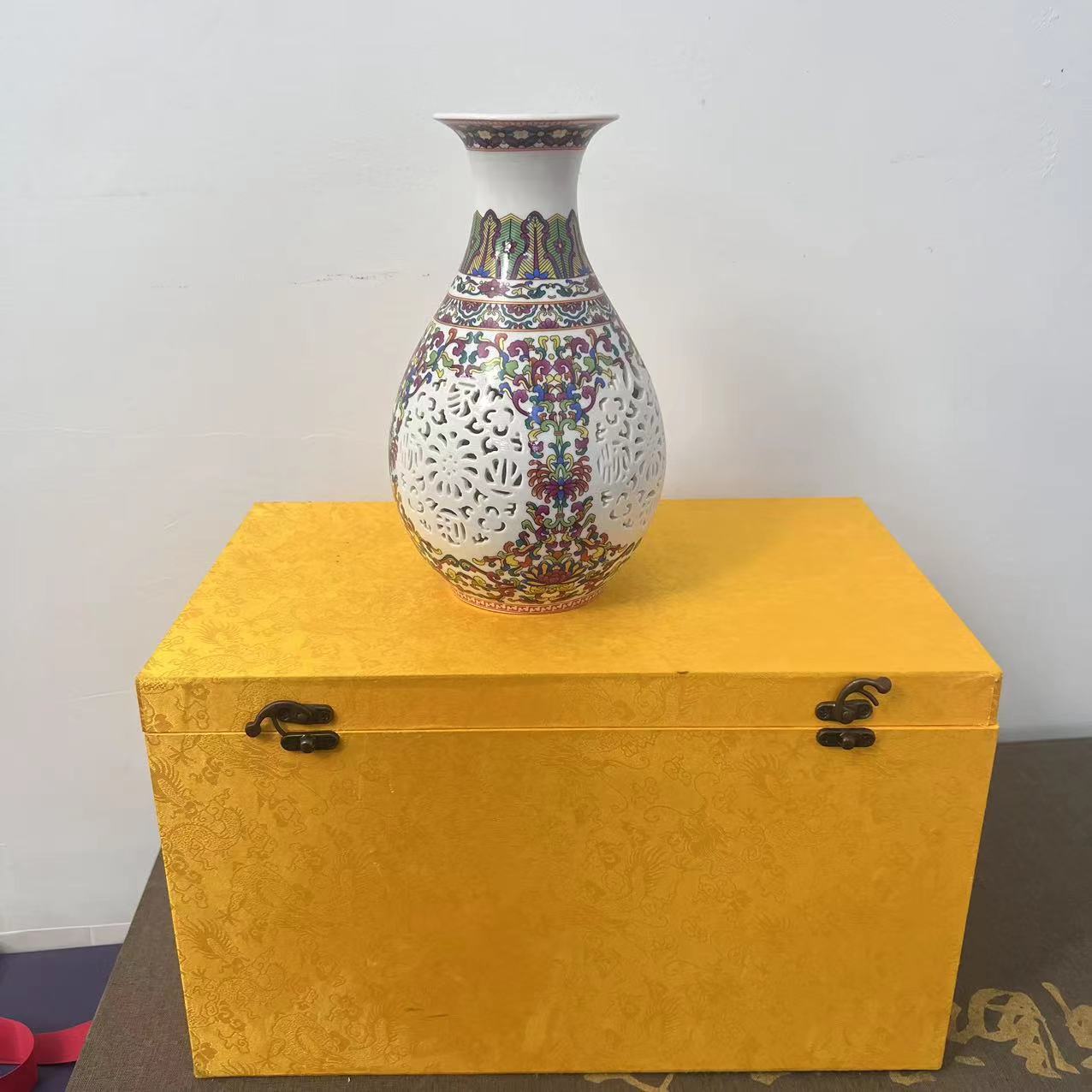 11147 景德镇陶瓷作品《1680》