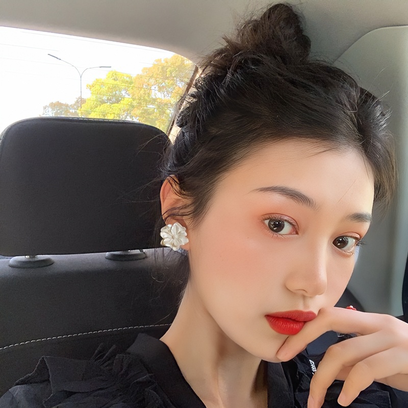 白色山茶花耳钉耳夹无耳洞女气质高级感仙气森系法式复古时尚简约