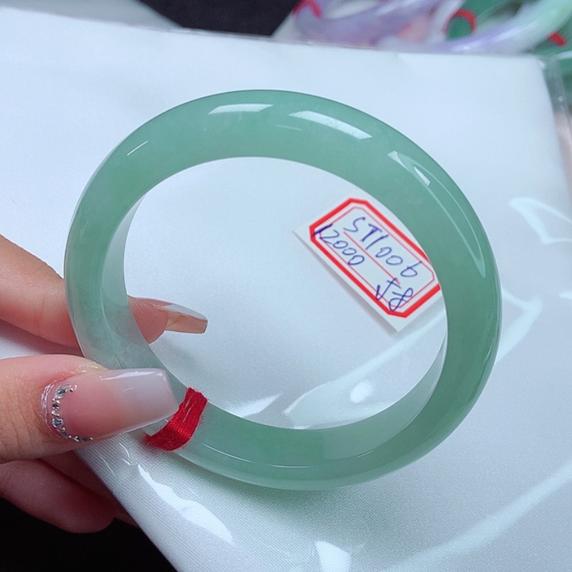 【闪购商品】翡翠手镯未镶嵌58圈