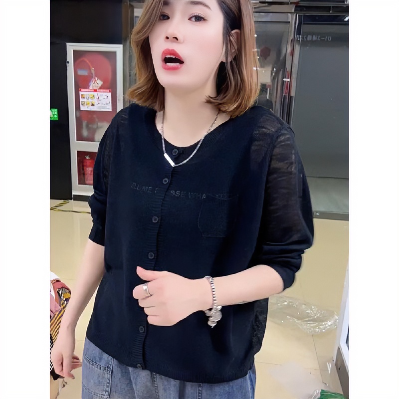 2024夏新款针织开衫女黑色口袋纽扣防晒长袖设计感小众减龄上衣潮