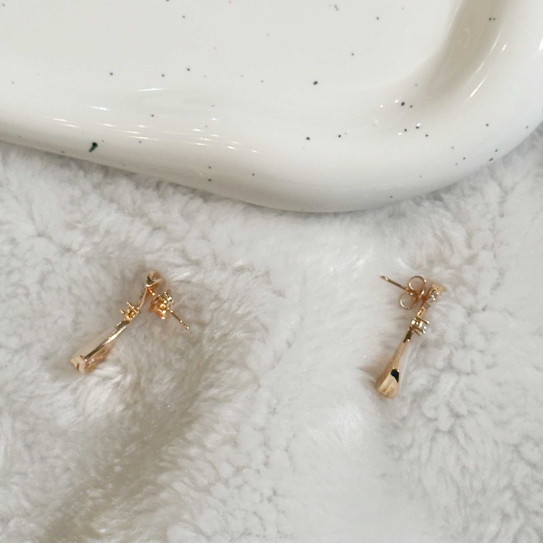 铜合金合成锆石耳饰 耳钉5282气质轻奢