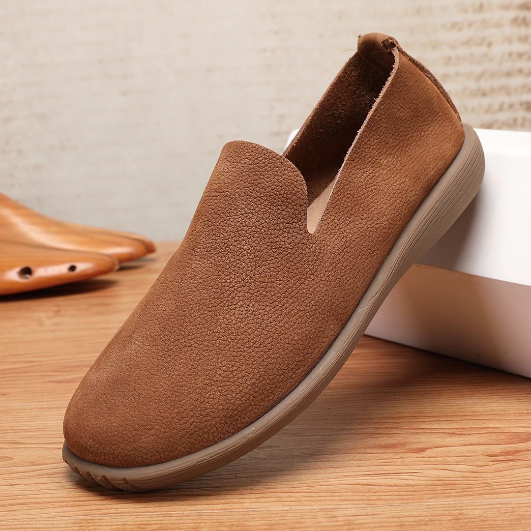 真皮外贸男鞋新款软底休闲皮鞋男磨砂豆豆男一脚蹬男士驾车鞋