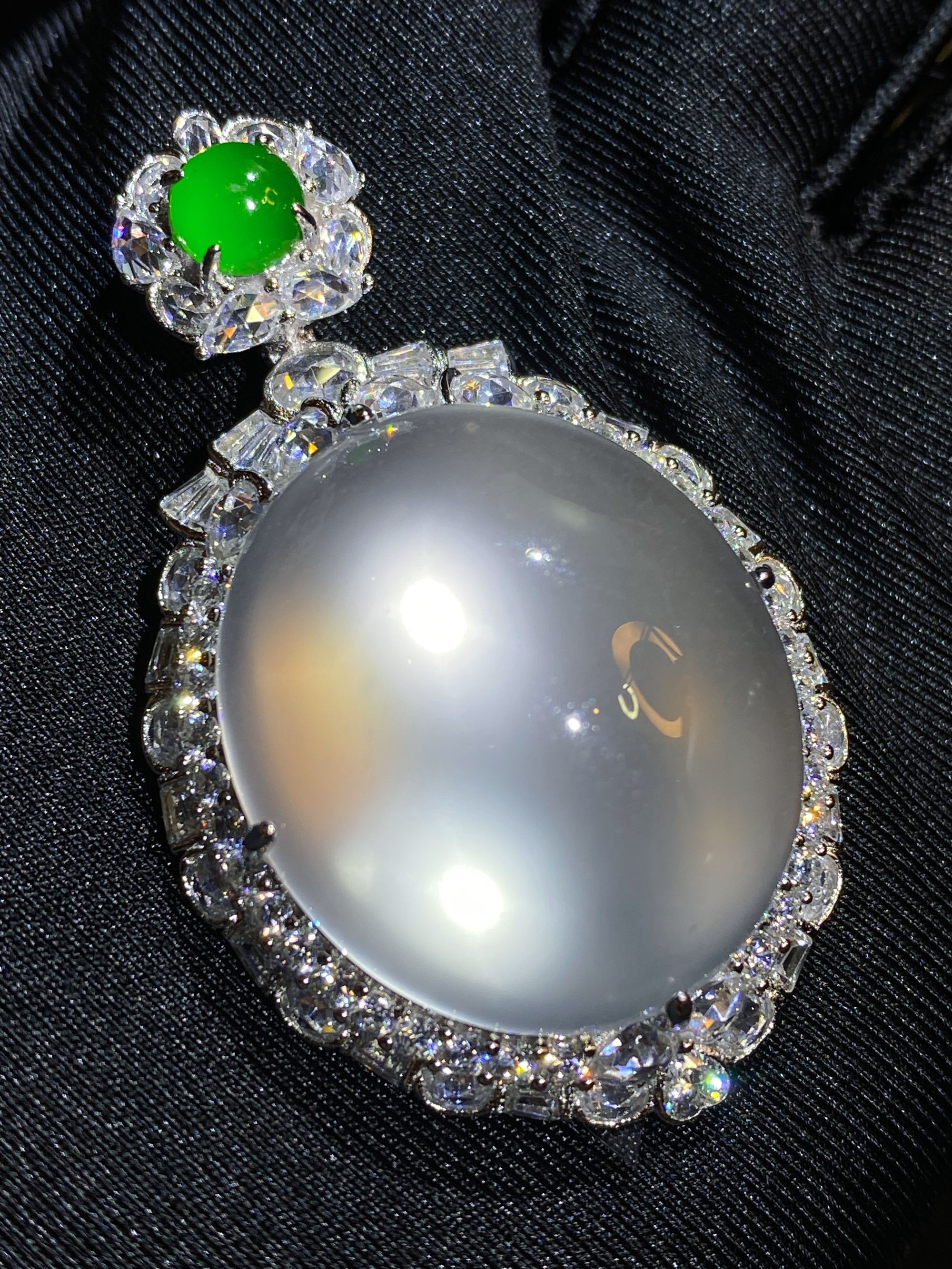 suichen/穗辰S925银镶嵌天然石英质玉鸽子大蛋面时尚气质颈饰吊坠