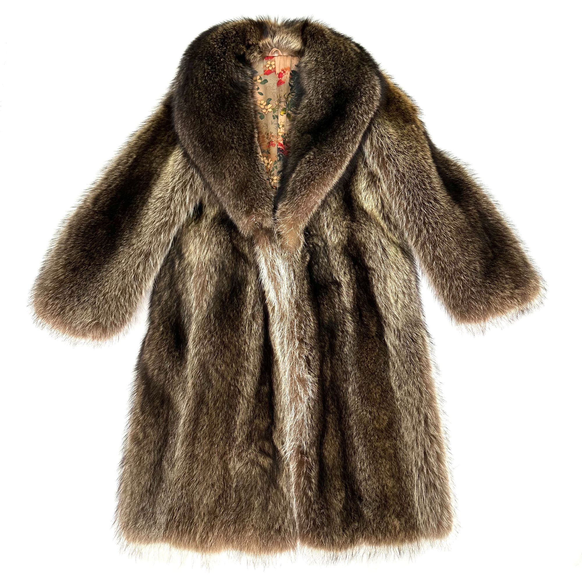 女款连帽加厚带帽翻领休闲气质轻奢外套