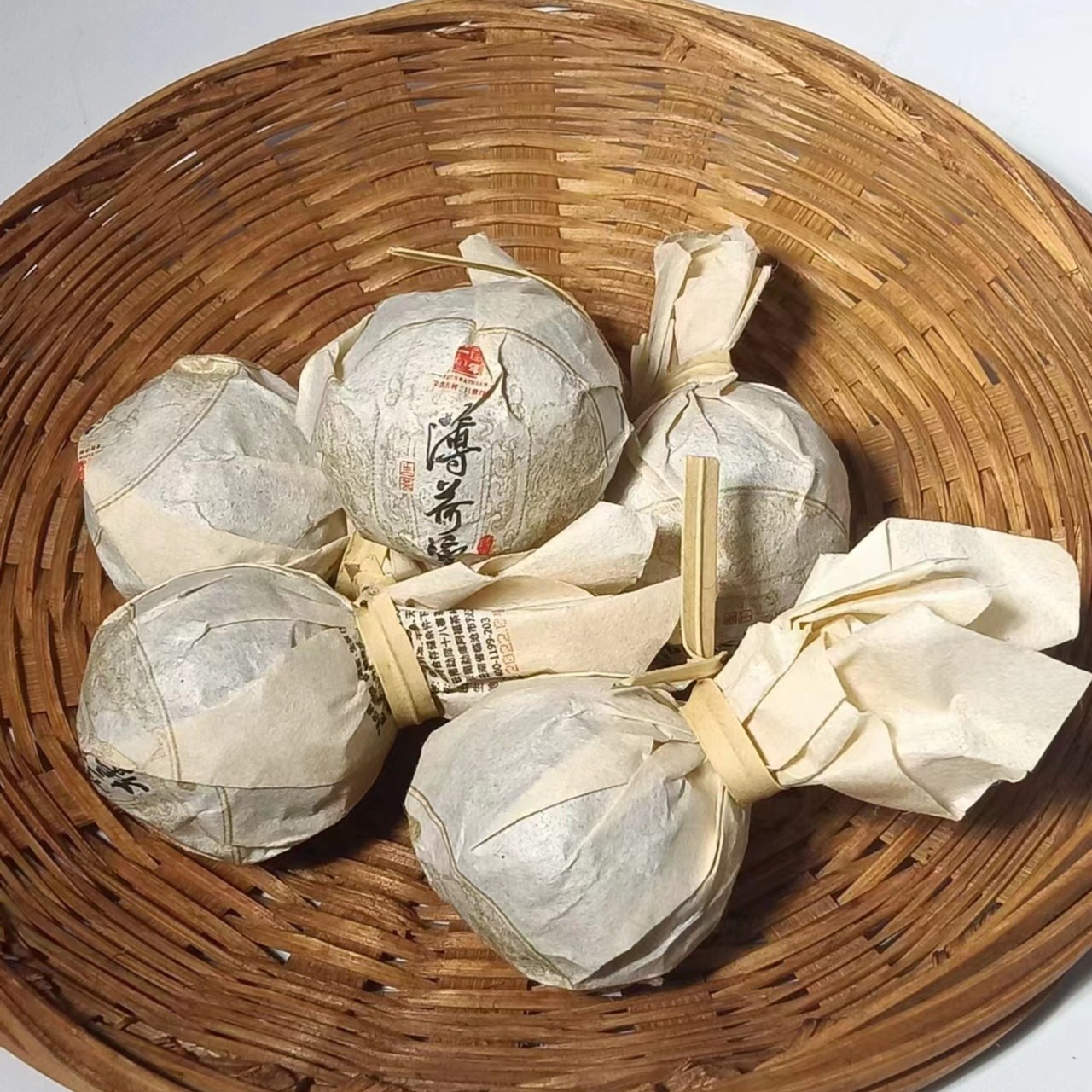 【一品百年】 2022年  薄荷塘龙珠 生茶  8克/颗