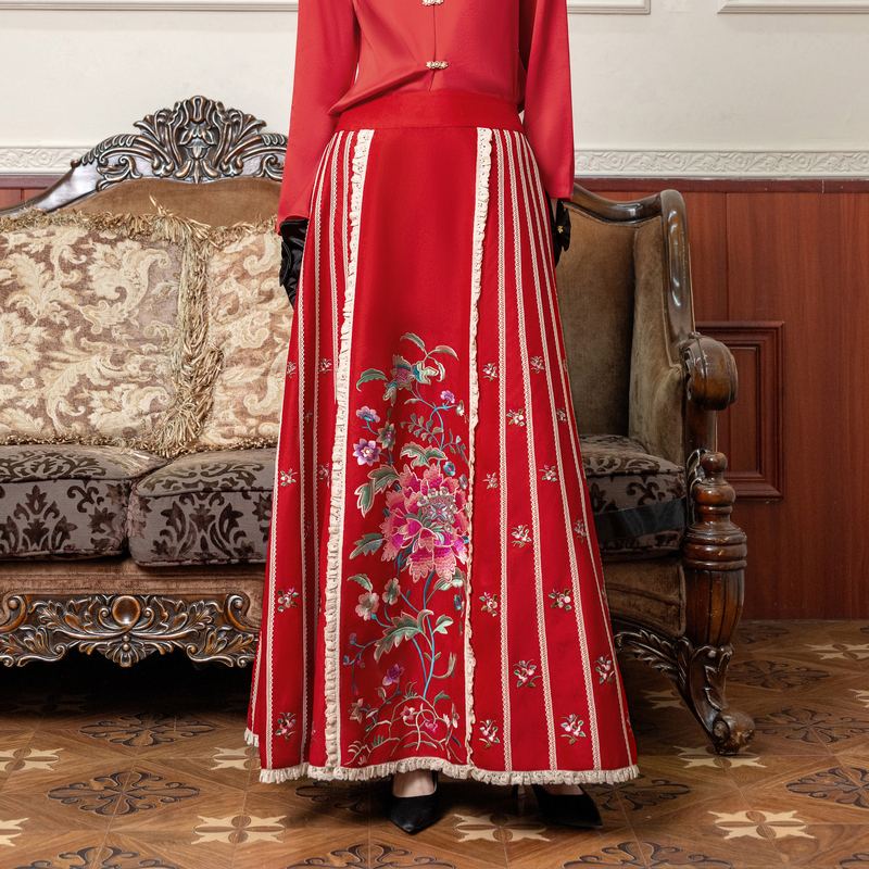 【圣诞红】生活在左国潮风绣花改良马面裙复古半身裙女