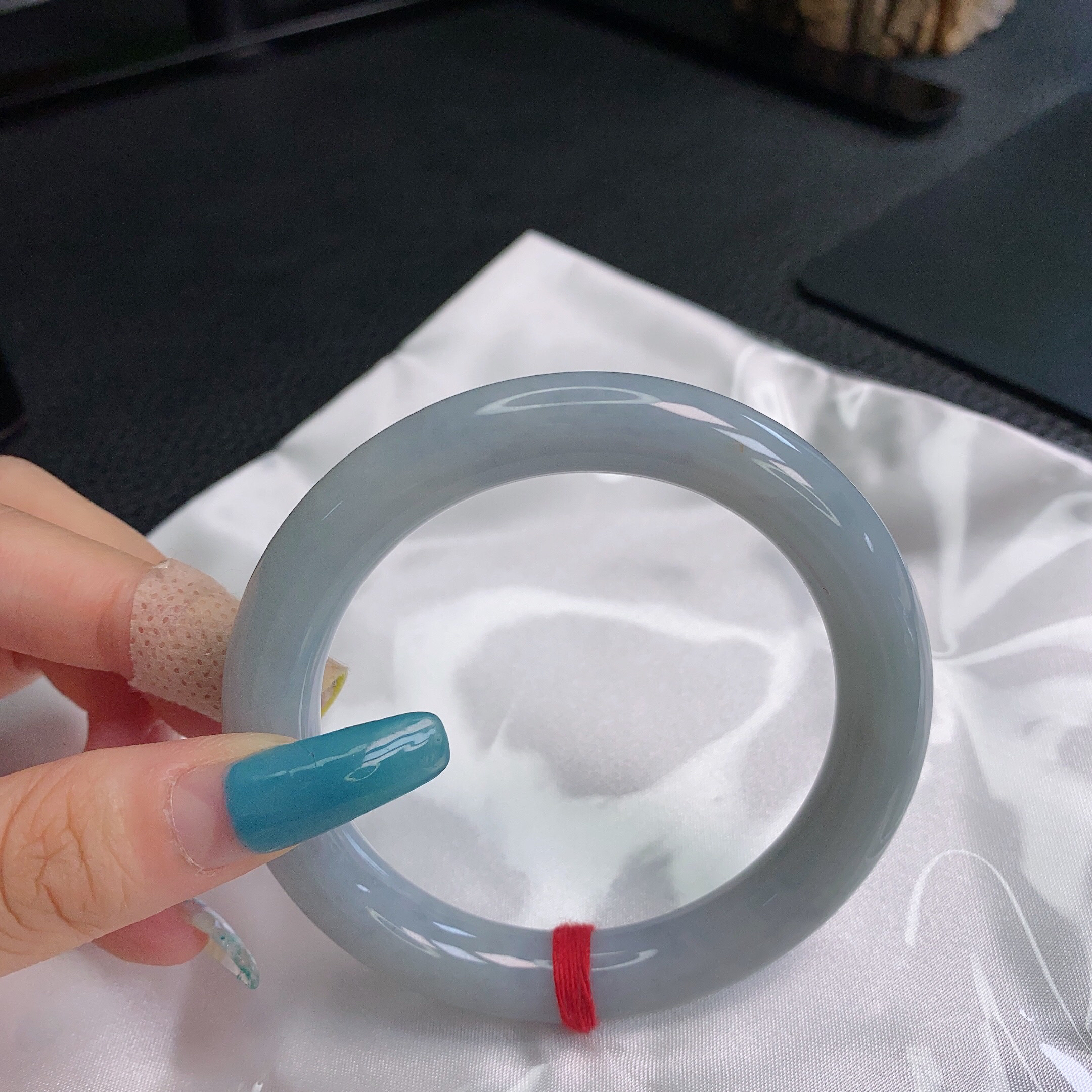 天然翡翠手镯A货57圈口圆条