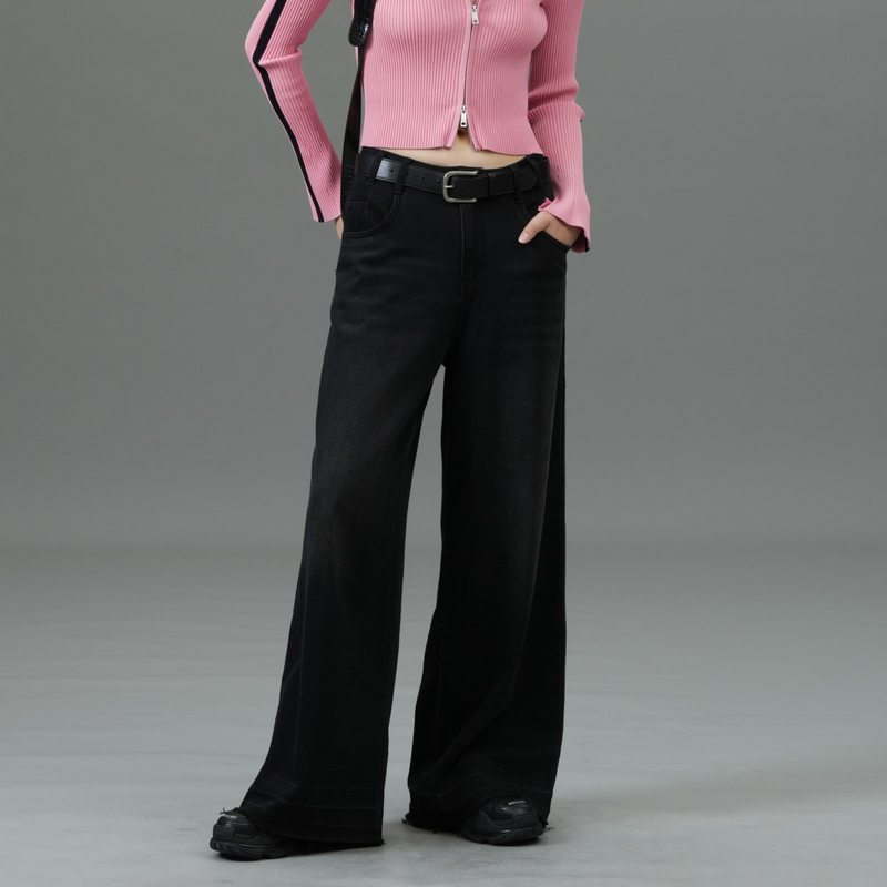 UTI牛仔裤UK111220390