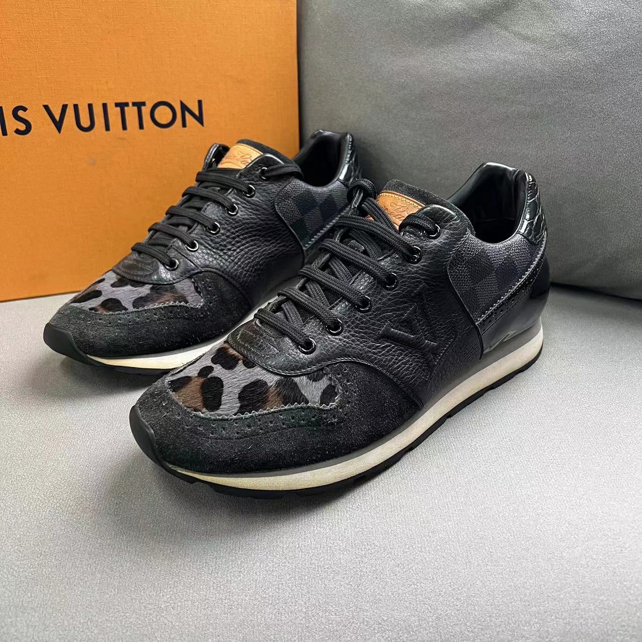 LouisVuitton/路易威登迷彩侧边logo棋盘格拼接运动鞋 40码/96新
