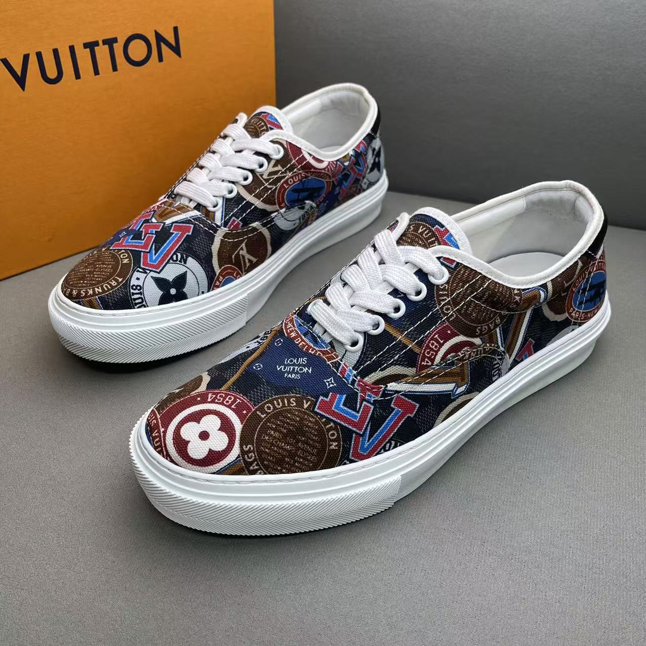 LouisVuitton/路易威登棕色经典涂鸦时尚潮流老花板鞋 41码/96新