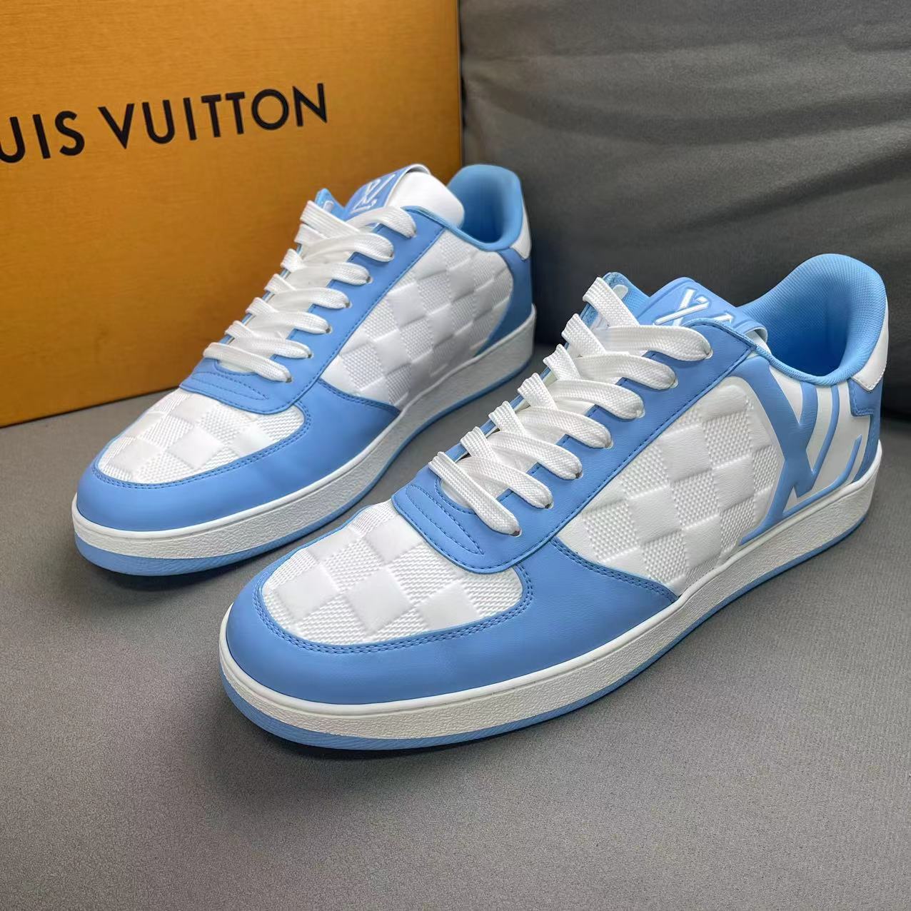 LouisVuitton/路易威登白蓝棋盘格logo时尚百搭板鞋 42码/98新