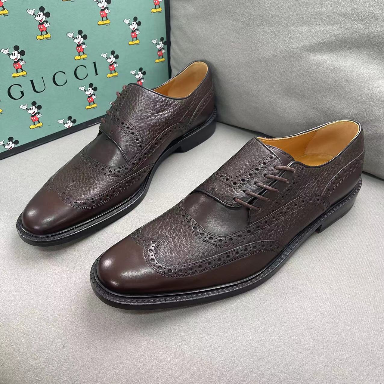GUCCI/古驰棕色镂空雕花系带时尚百搭复古皮鞋 41.5码/全新
