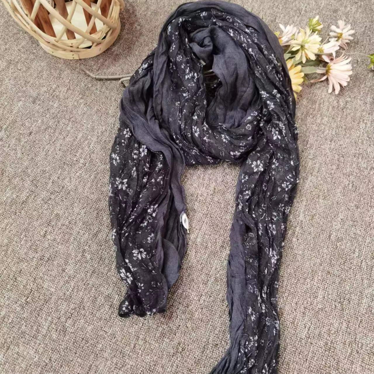 9998四季百搭时尚复古文艺棉麻褶皱拼接碎花气质女士围巾