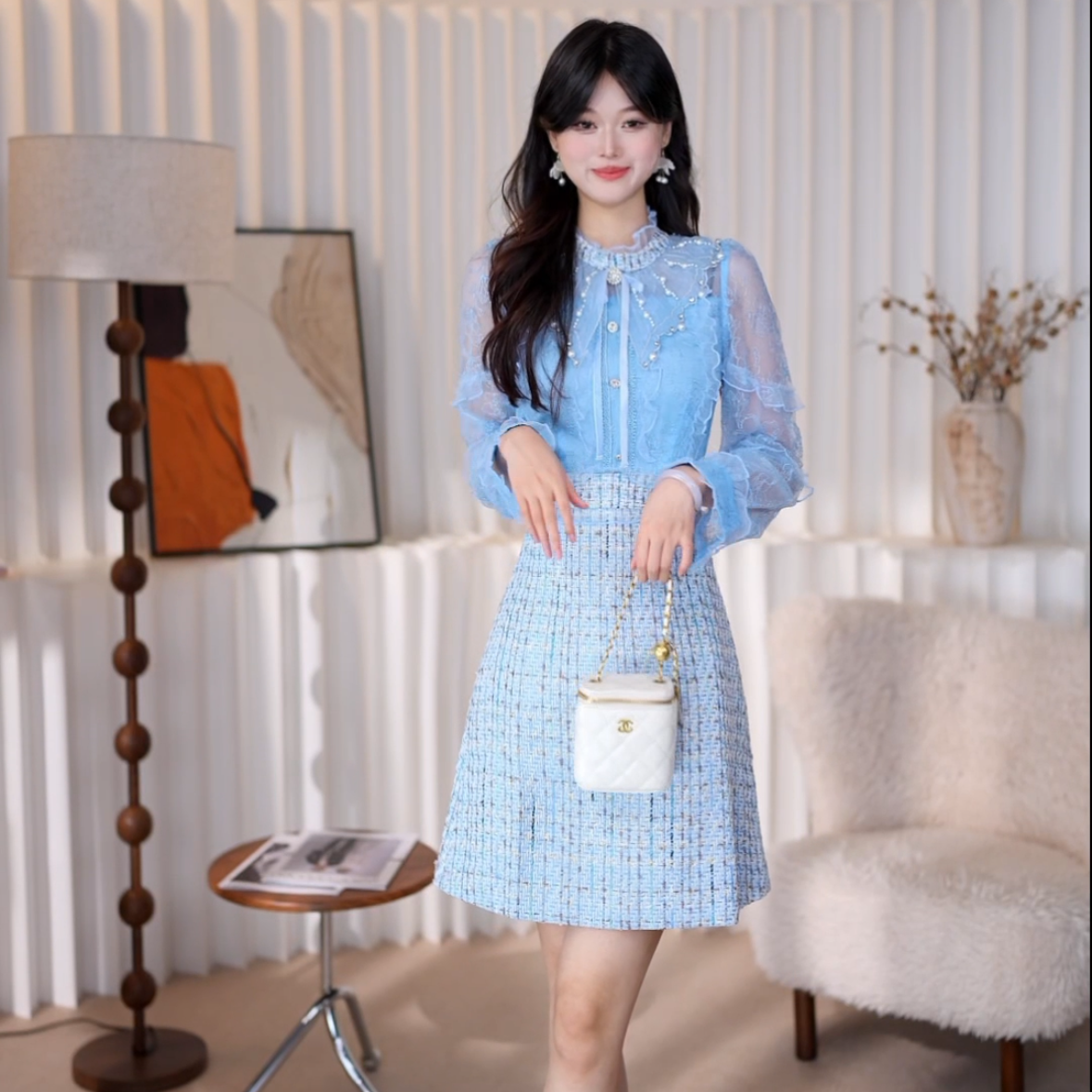 2024新品小众轻奢法式高级感小香风收腰A字连衣裙