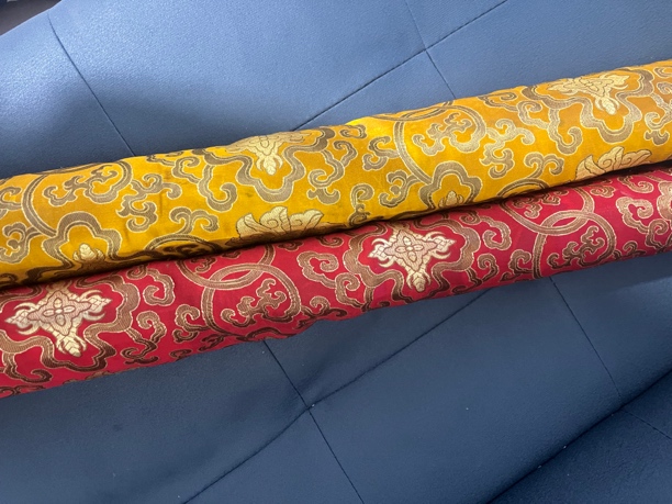 漫语布包装饰画《万山红遍苏比》