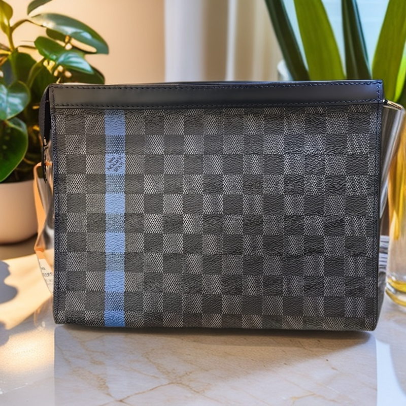 95新 LouisVuitton/路易威登 棋盘格 男士信封手拿包 001301