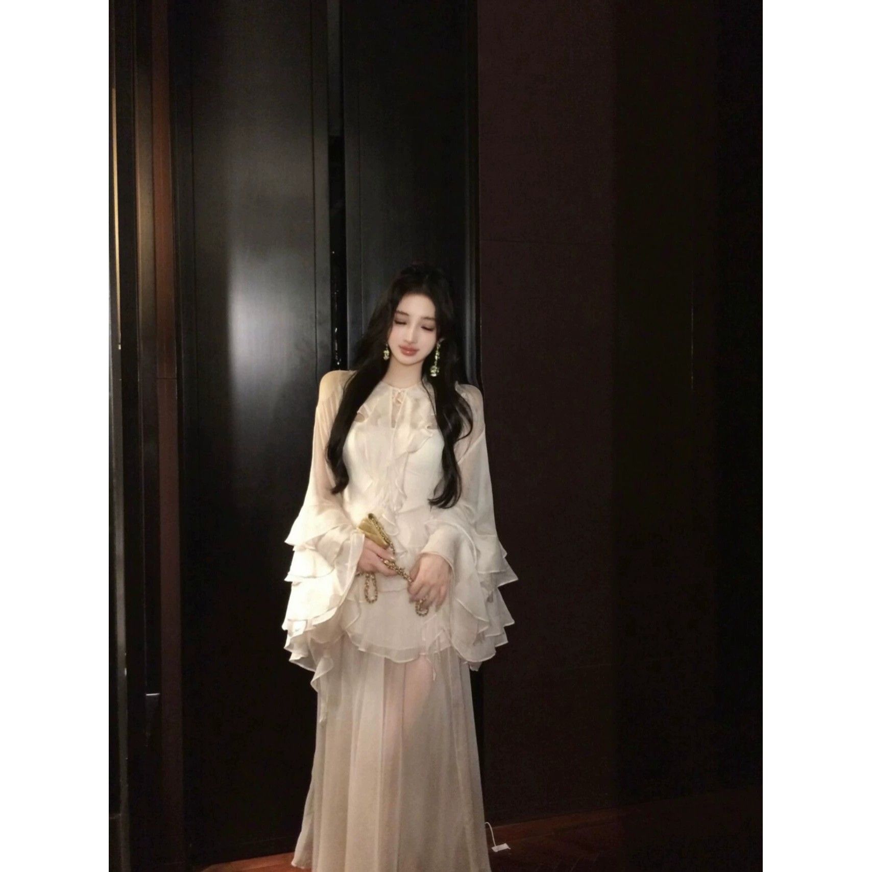 法式荷叶边长袖雪纺衬衫富家千金套装女秋季网纱半身裙超仙20C24C