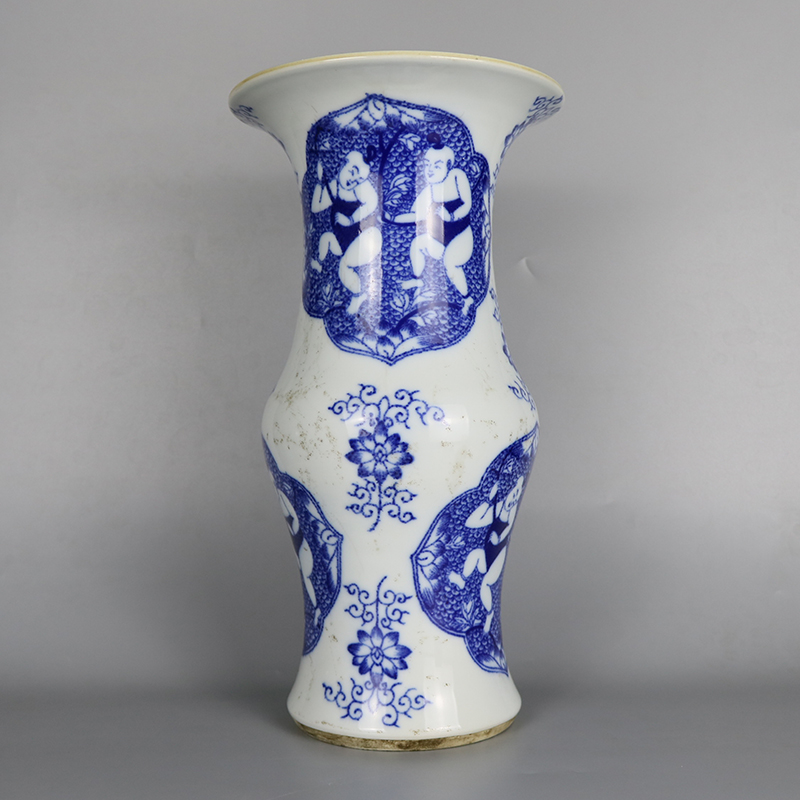 青花婴戏纹花觚    H406-027