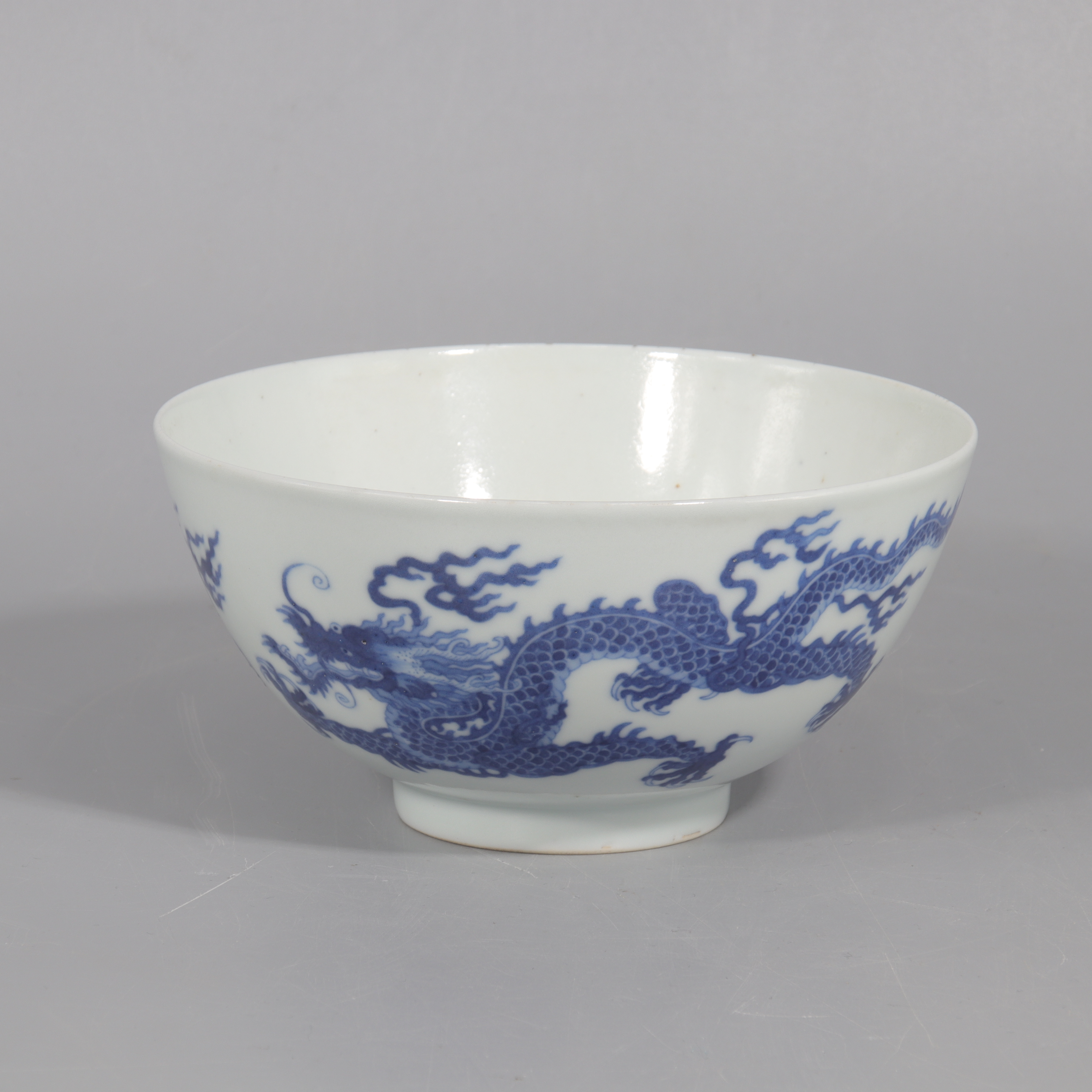 青花双龙赶珠纹碗   H407-212