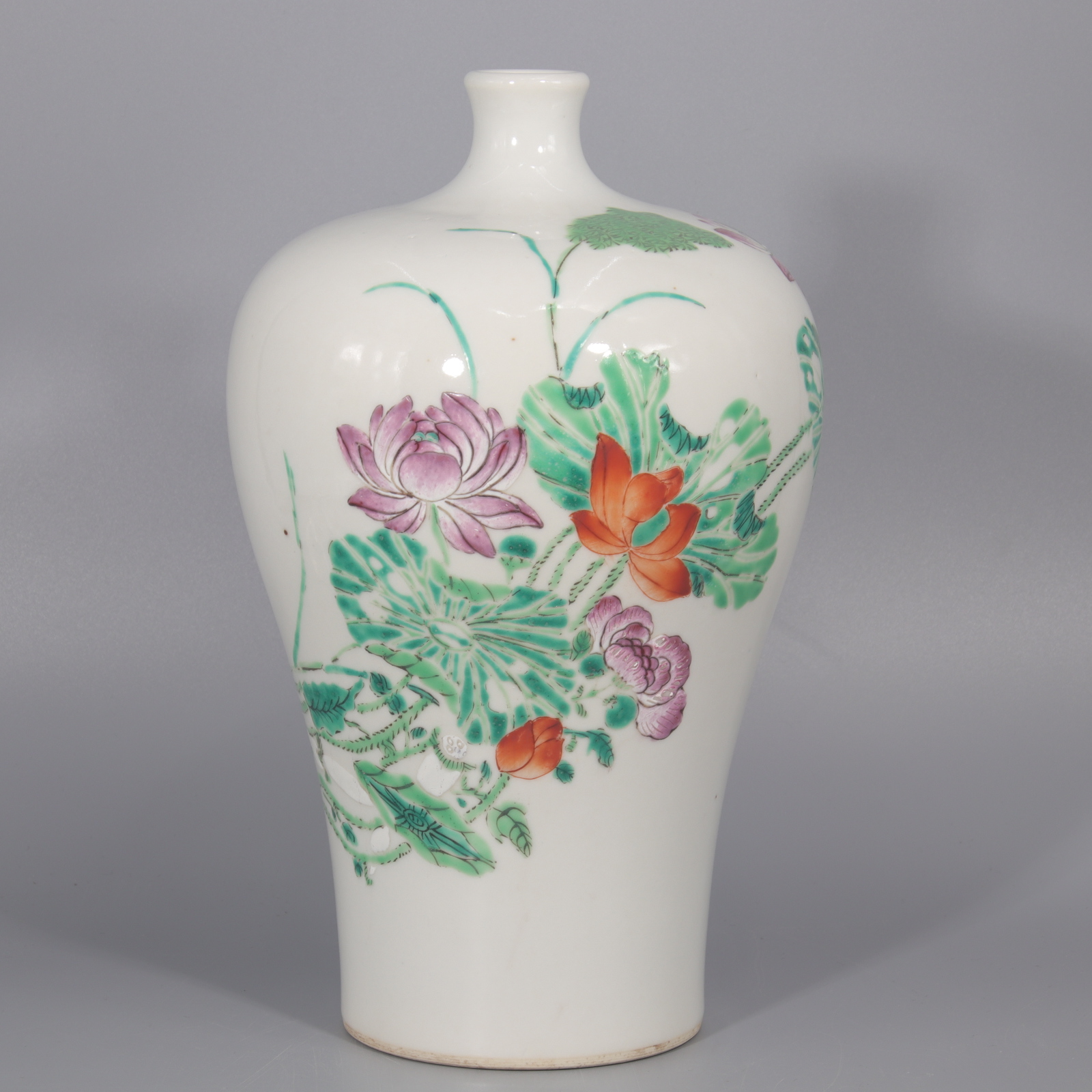 粉彩荷塘纹梅瓶   H407-370