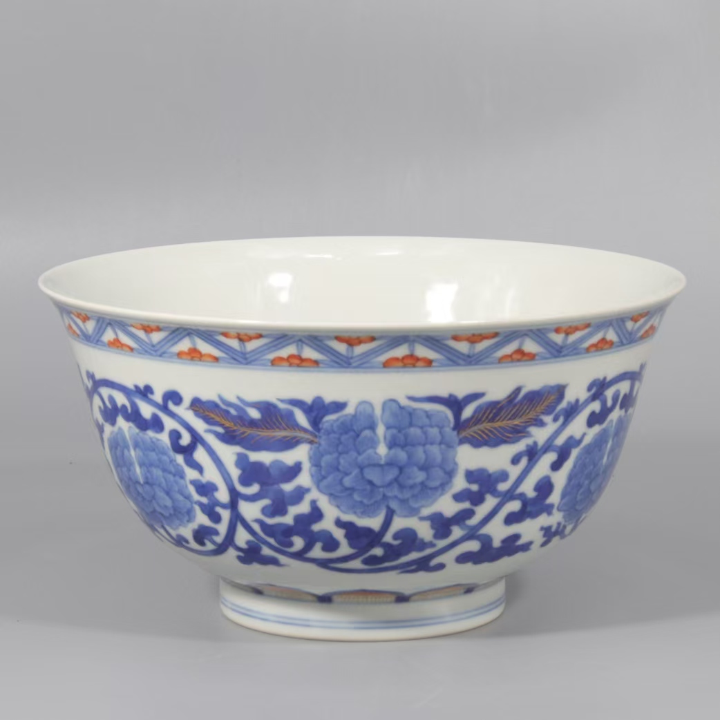 青花矾红描金团花纹碗   H410-293