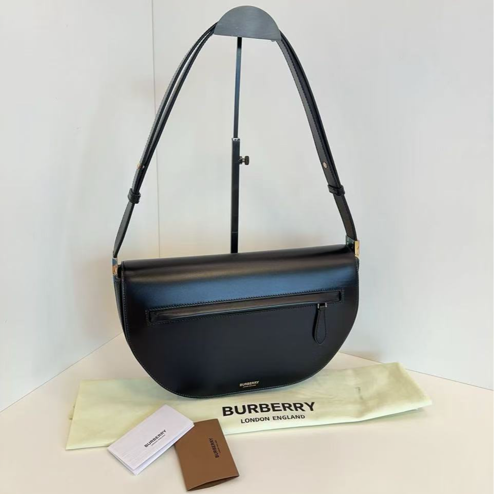 99新 BURBERRY/博柏利 （铭）Burberry全皮半月腋下