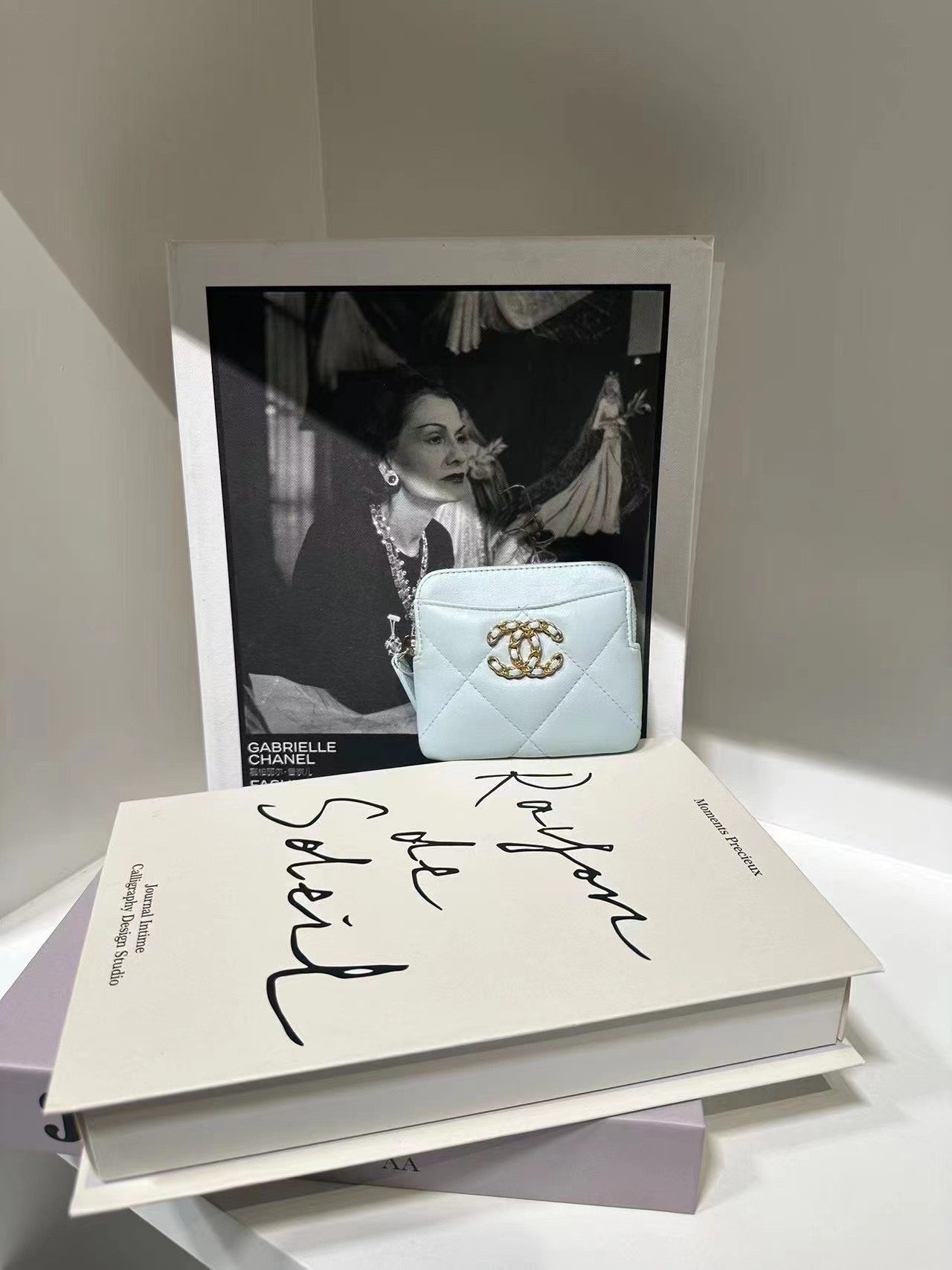 95新 Chanel/香奈儿 HIHI精选/CHANEL 婴儿蓝19bag卡包 31开