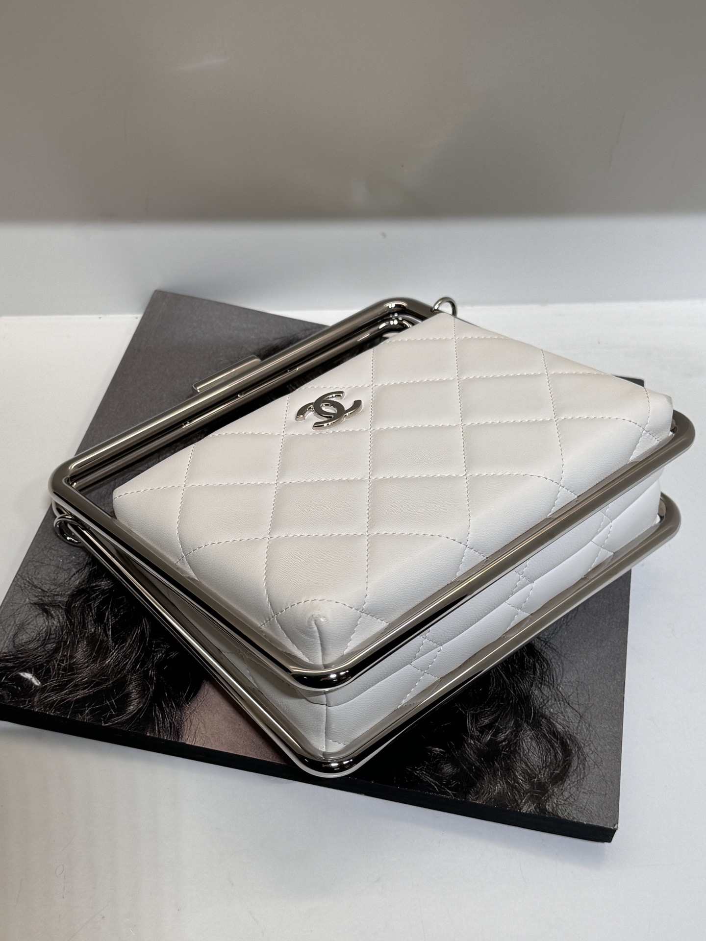 99新 Chanel/香奈儿 HIHI/Chanel白银外缝线晚宴包29开6467836