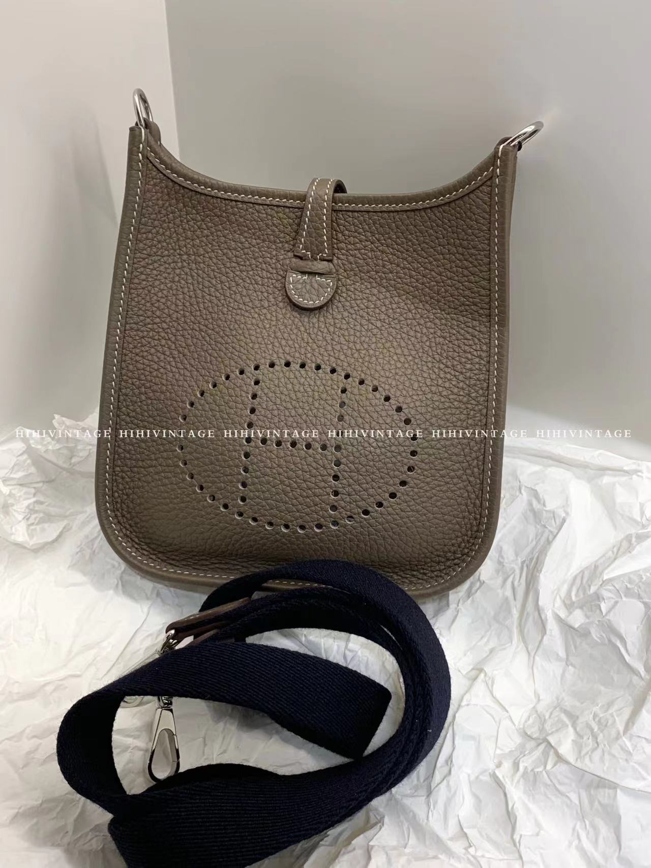 95新 Hermes/爱马仕 HIHI/爱马仕 伊芙琳大象灰U刻4722172