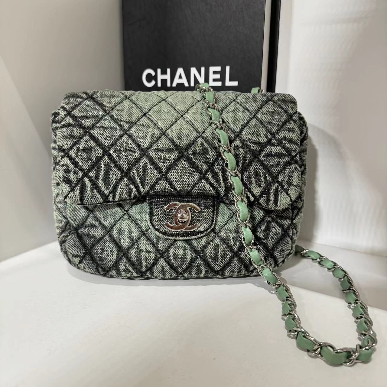 99新  HIHI精选/Chanel 绿银丹宁方胖子单肩包/7011706
