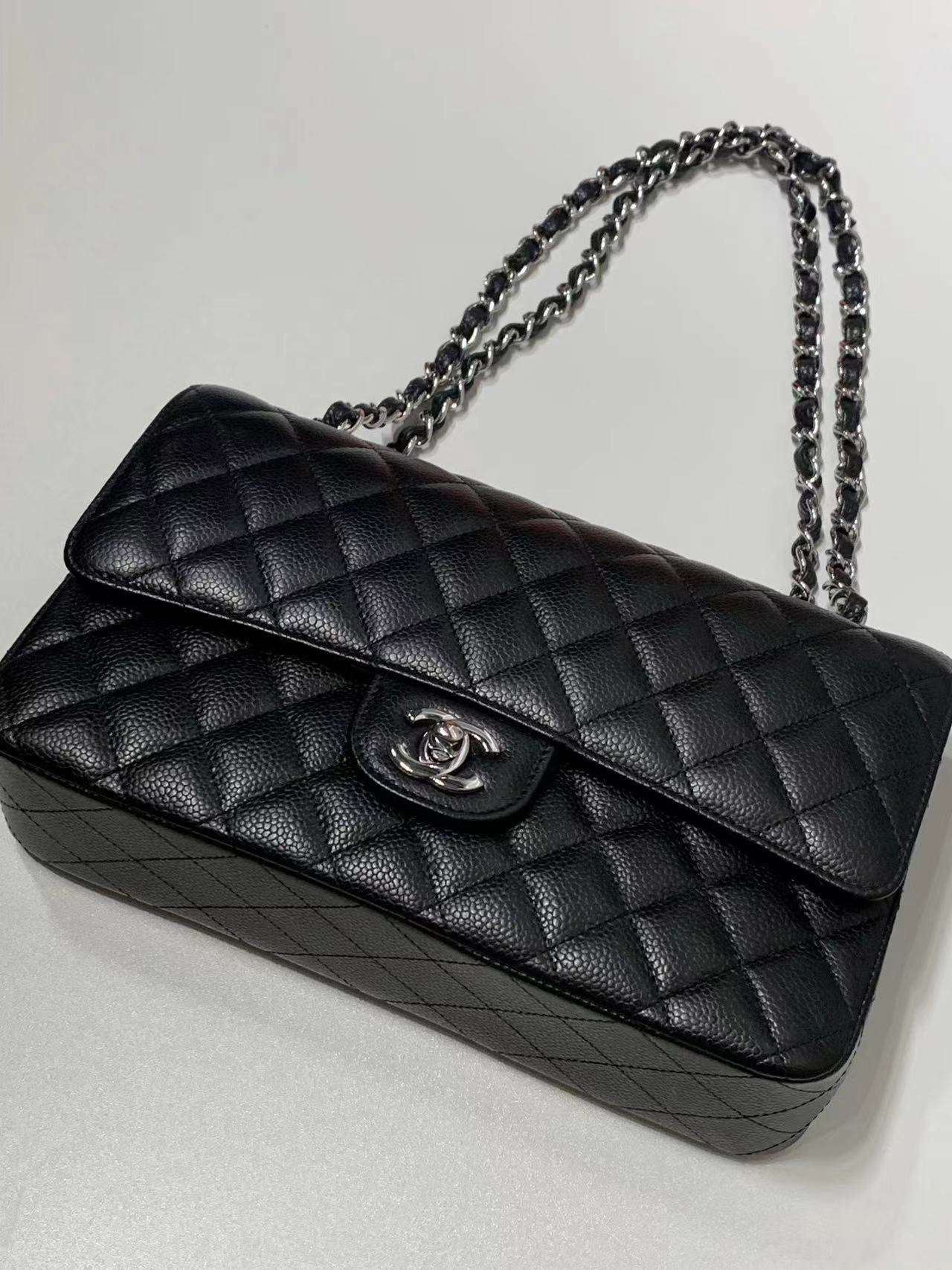 95新 Chanel/香奈儿 HIHI/黑银荔枝纹CF 中号23开/10444162