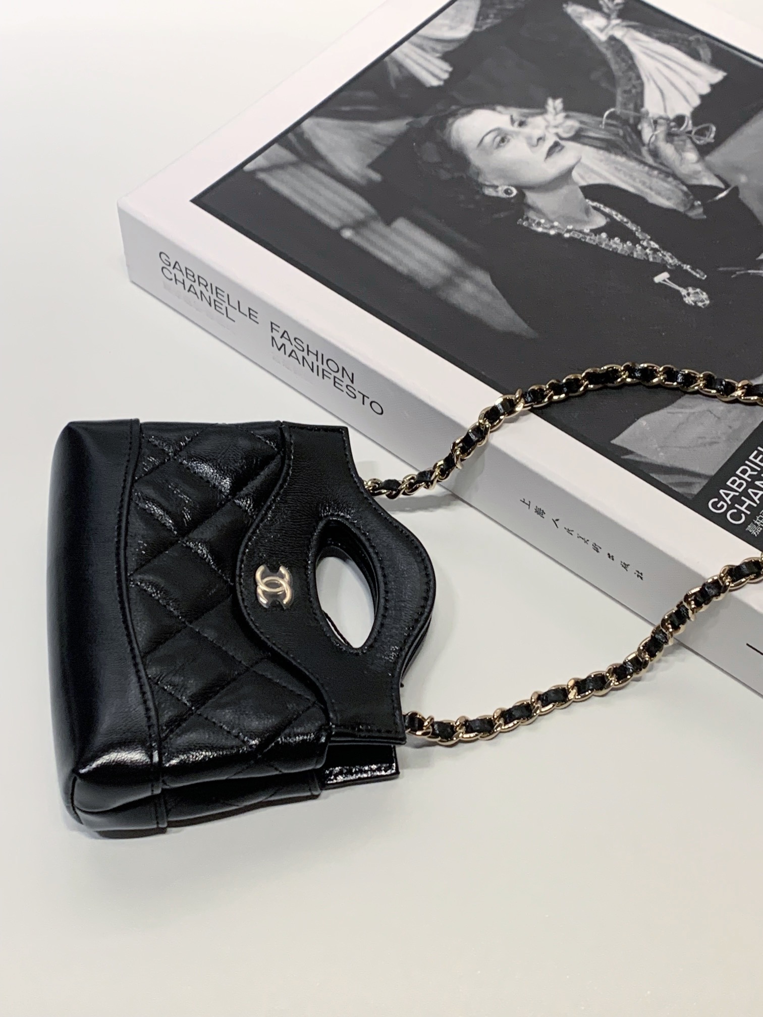 99新 Chanel/香奈儿 HIHI /黑金横版31bag nano新镭射/10716262