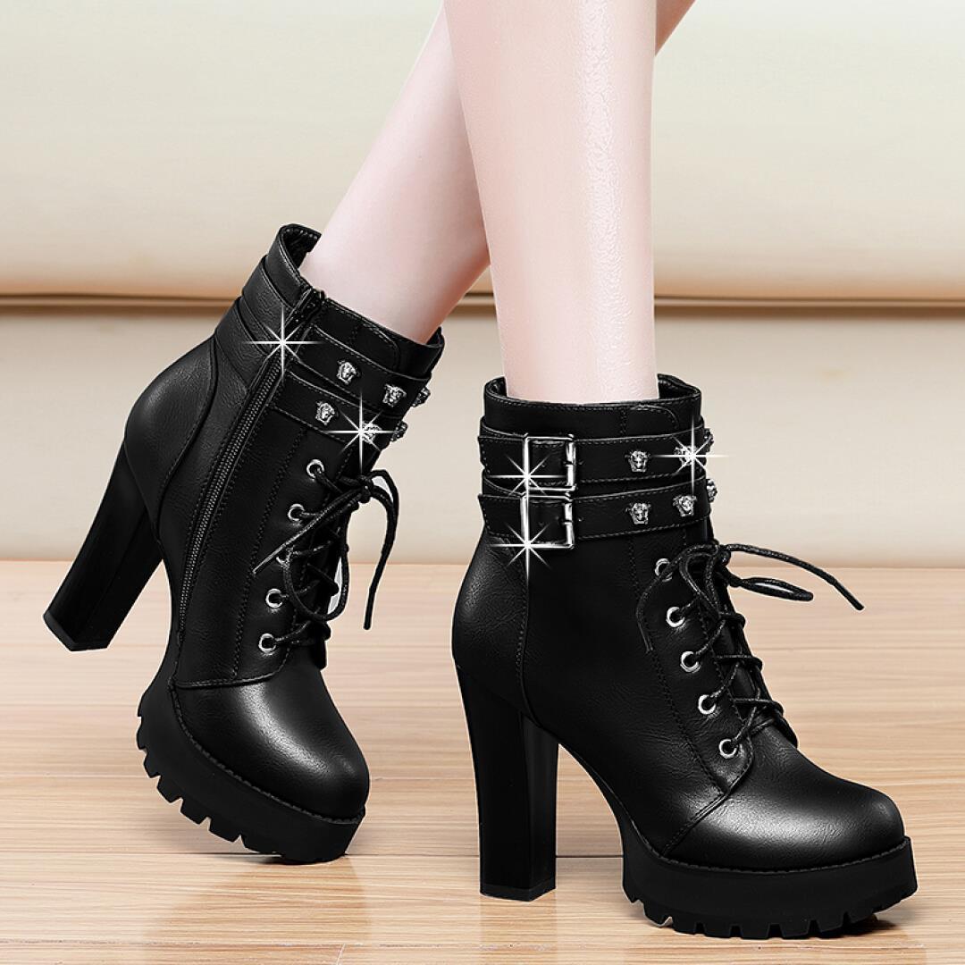 短靴女高跟粗跟马丁靴2023秋冬新款金属皮带扣女鞋加绒短靴子黑色