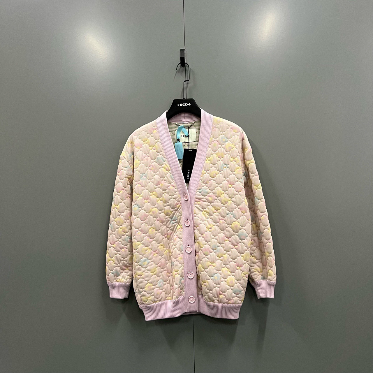 FENDI 芬迪 彩色扎染满印外套 38码/98新/27000/无配件 fg205215