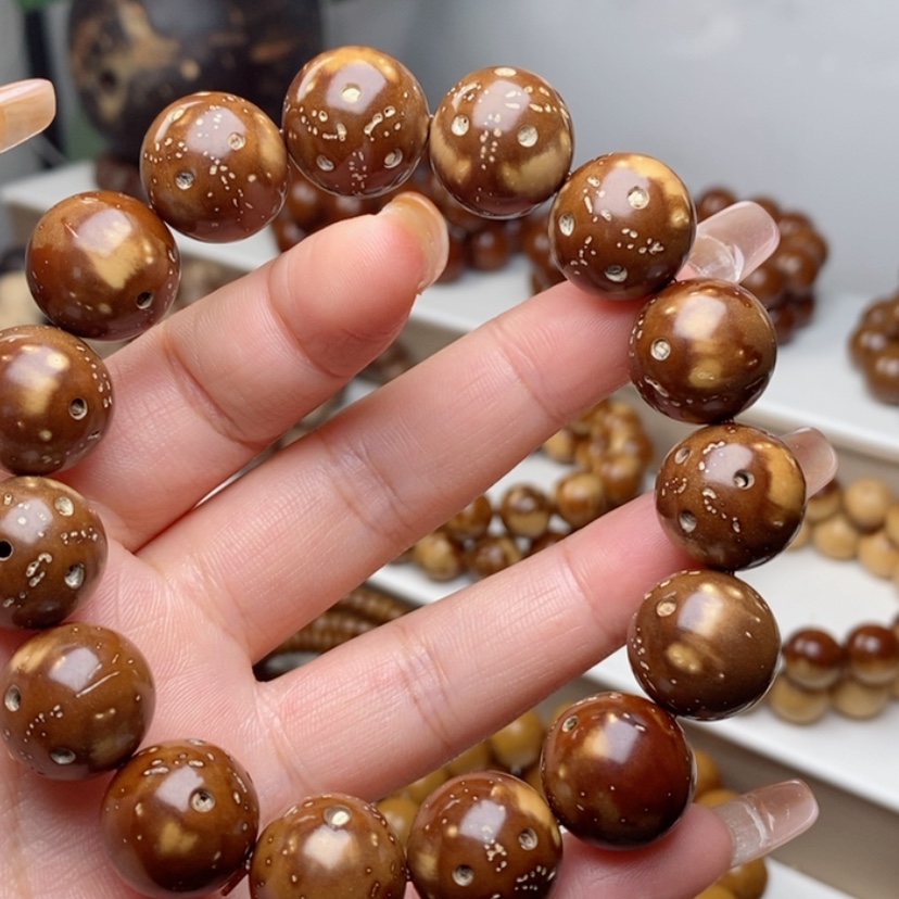 【闪购商品】紫金鼠手串16花皮熊猫