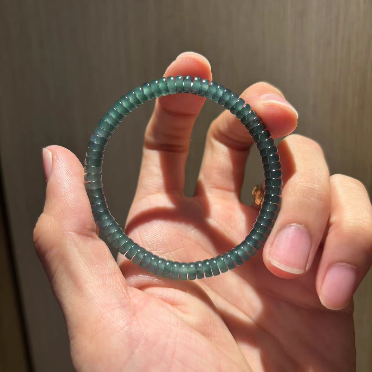 喜仔出品 翡翠药片精工归圆（一条，多样性发货）