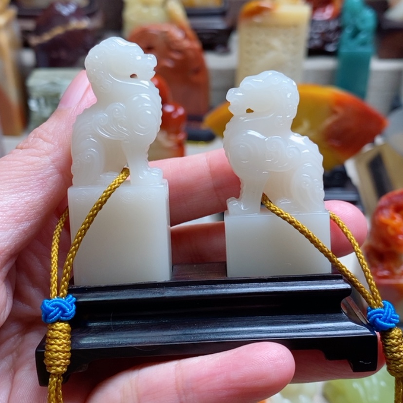 【闪购商品】寿山石鹅***人