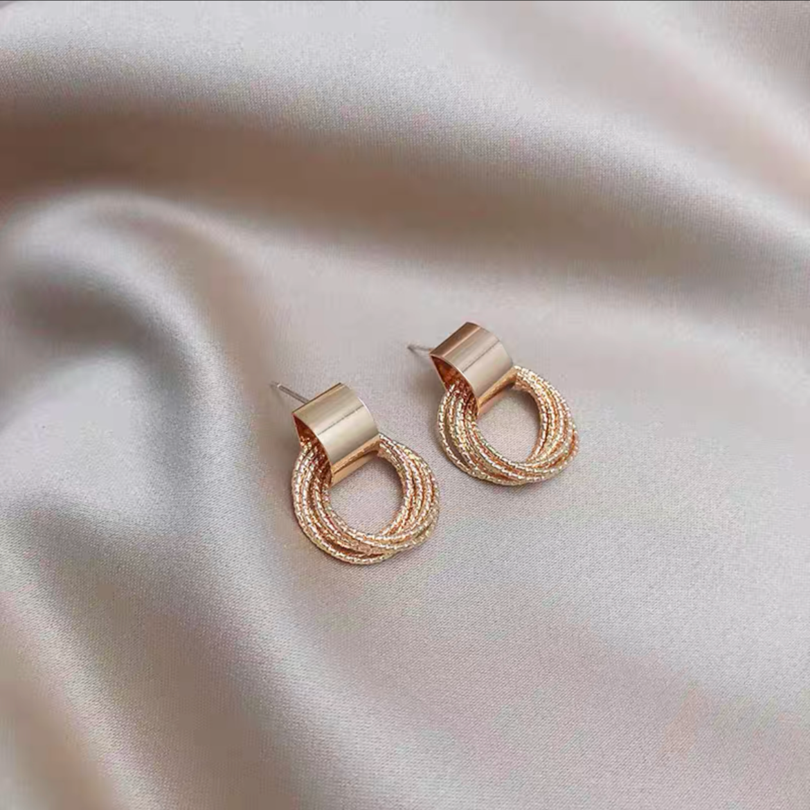 铜合金耳饰 新款潮气质轻奢圈圈法式简约港风个性百搭耳环1338