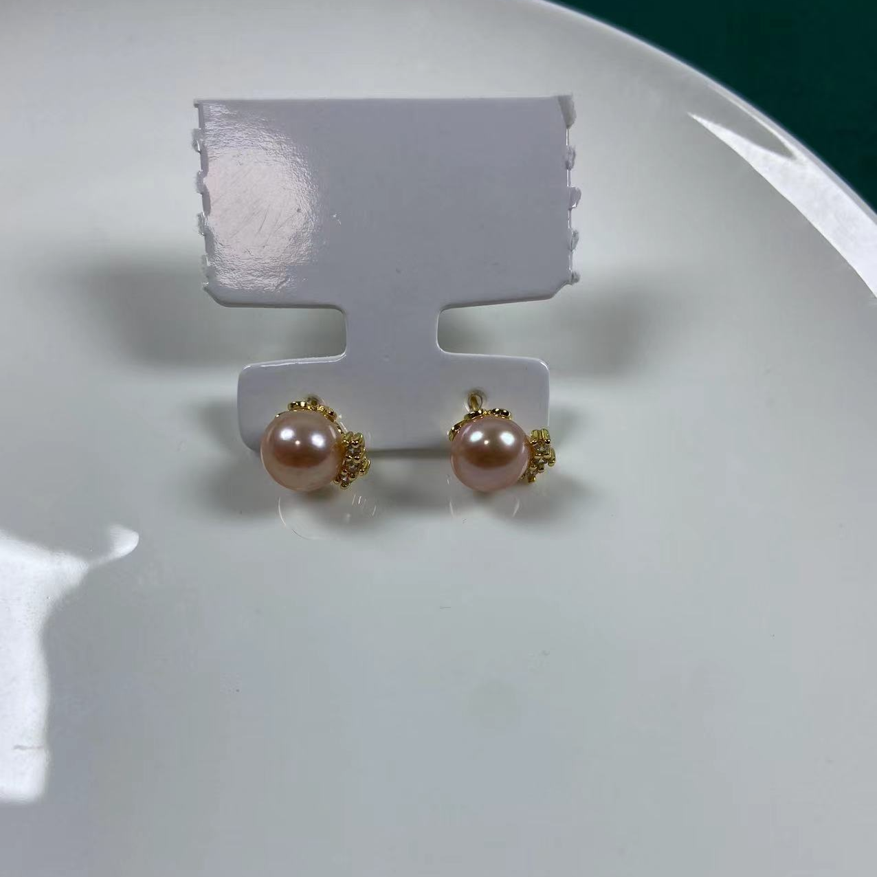 天然珍珠8MM中国红皇冠款耳钉