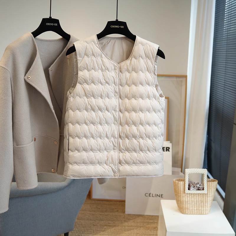 2025年秋冬新款马甲薄款羽绒服女轻薄马夹羽绒马甲背心马甲羽绒服