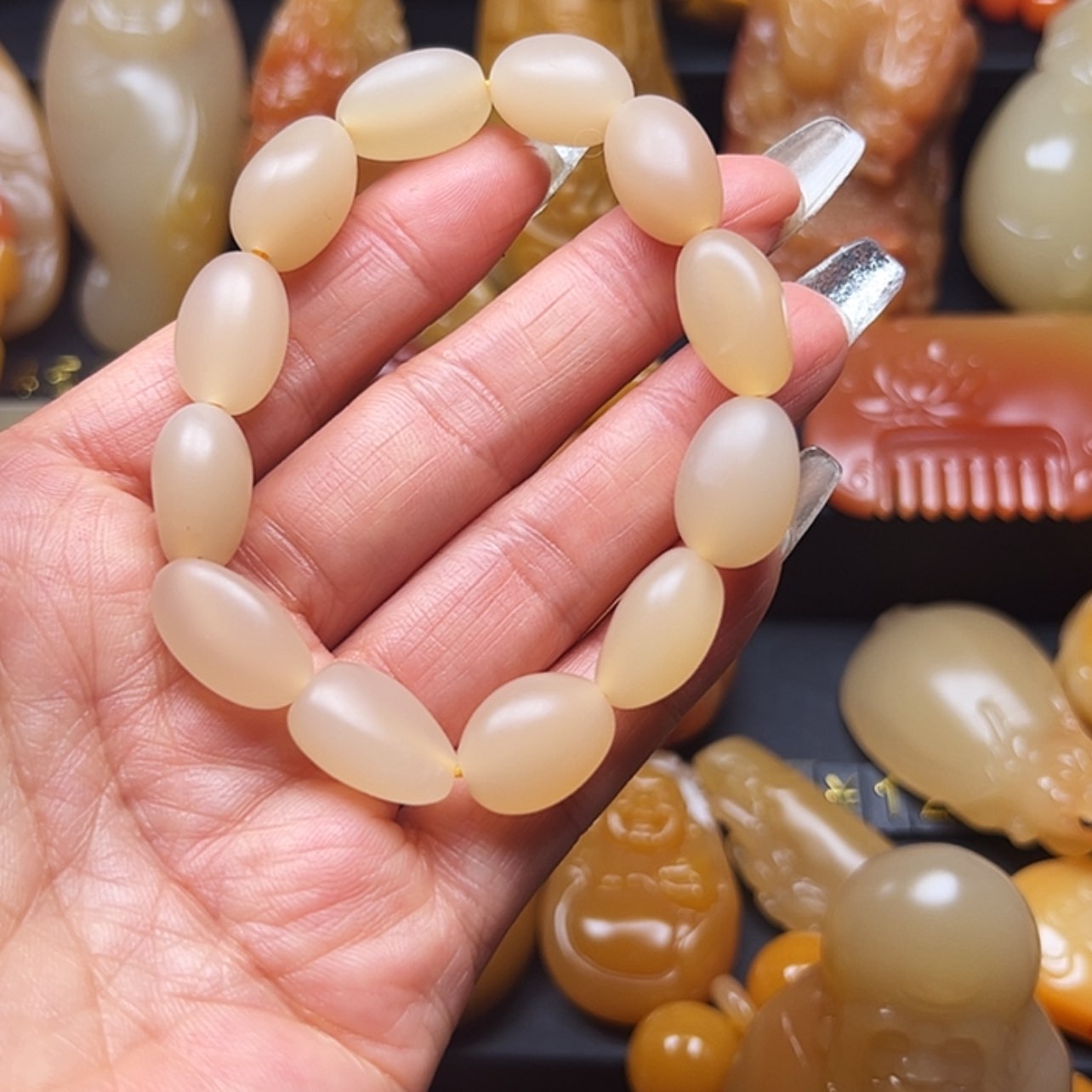 【闪购商品】石英质玉黄蜡石手串未镶嵌手****1