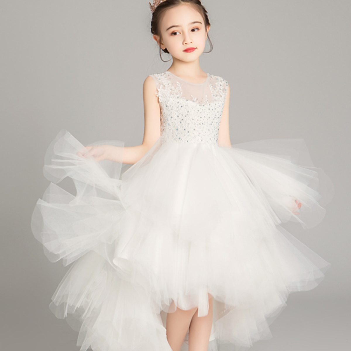 公主裙女童高端2025新款儿童白色晚礼服洋气主持人钢琴演奏演出服