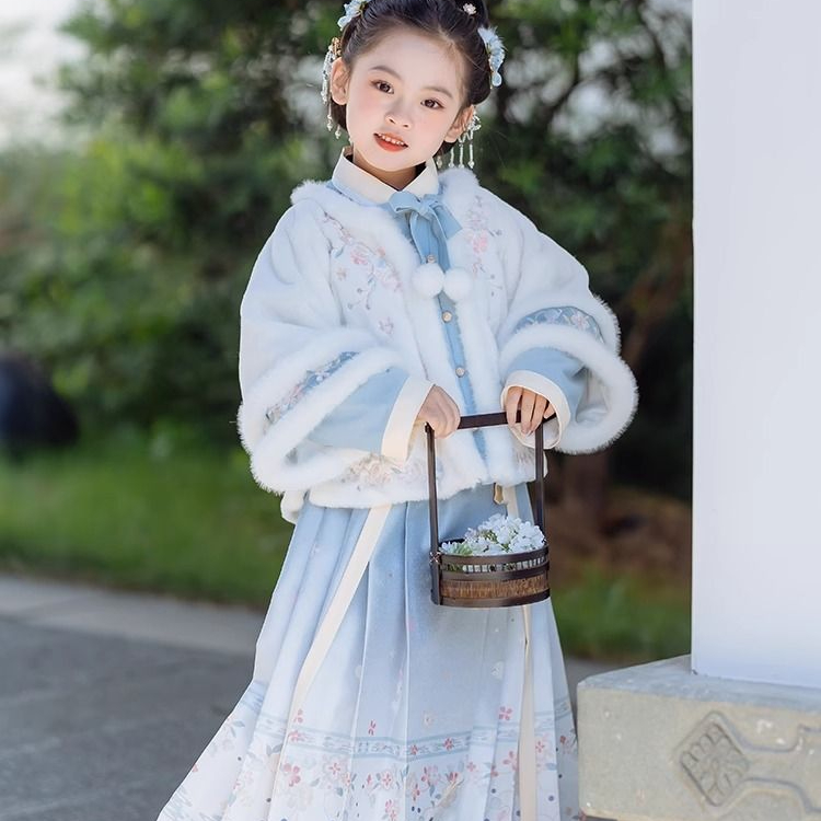 汉服拜年服女童国风冬季新款加绒加厚超仙古风古装马面裙儿童唐装