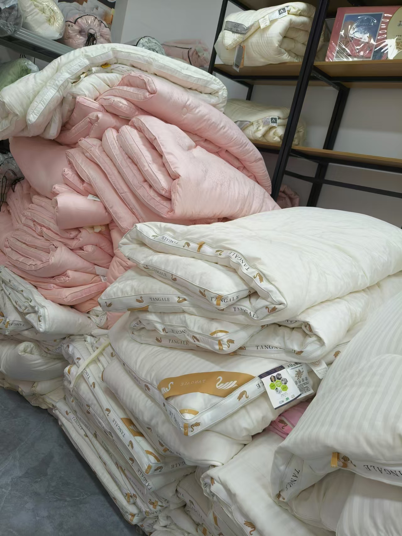 高端大豆纤维被看到实物为准--《仓库尾货部分轻微小脏建议者慎拍》