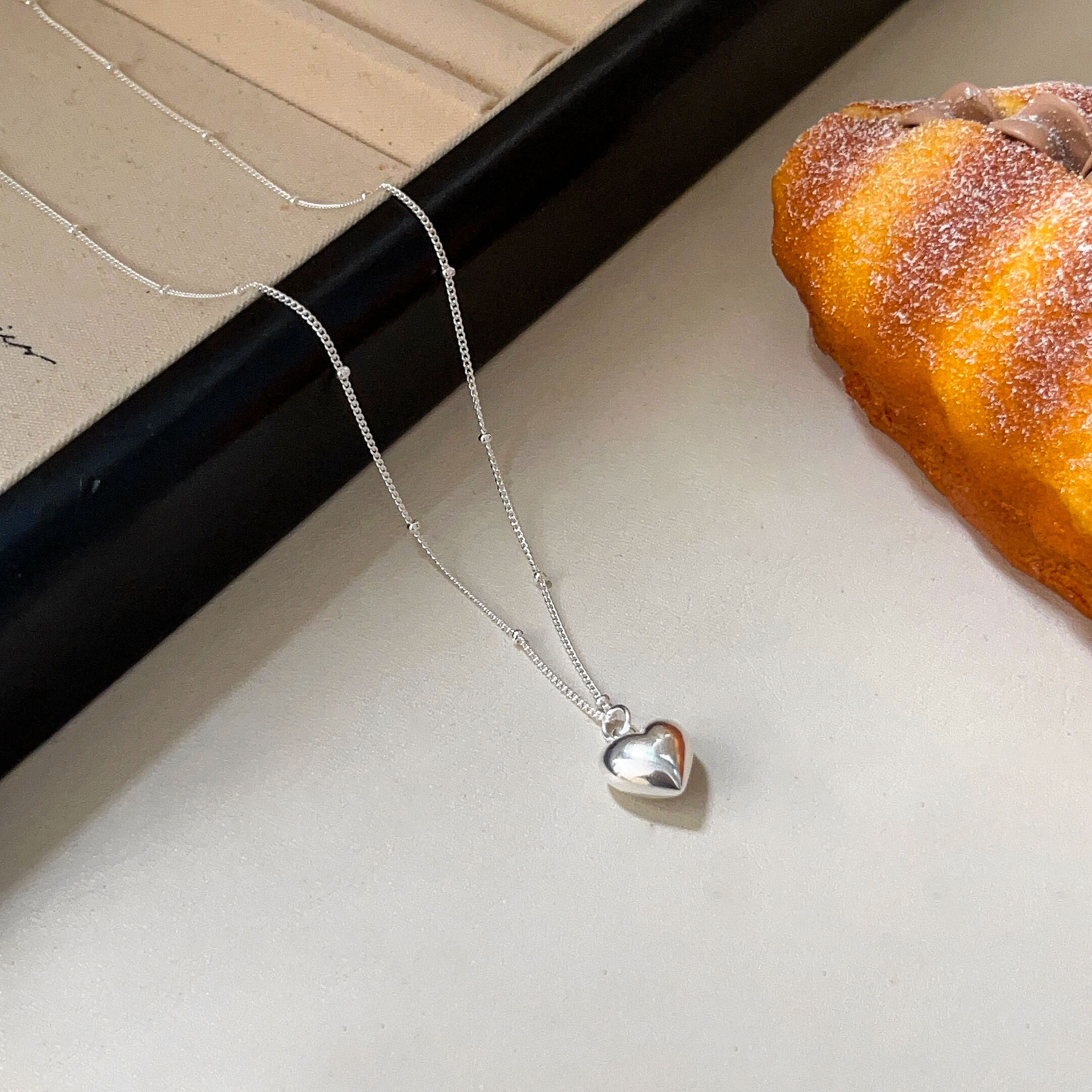 吊坠足银 【银喜生】足银纯银小众爱心吊坠项链不掉色银色轻奢